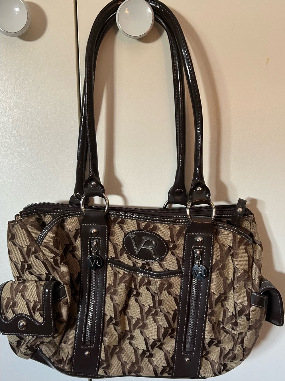 Signature Victoria Roberts Monogram Tote Bag in Brown